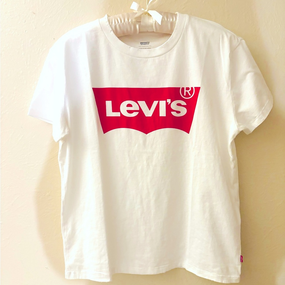 Levi’s Vintage Authentic Tee